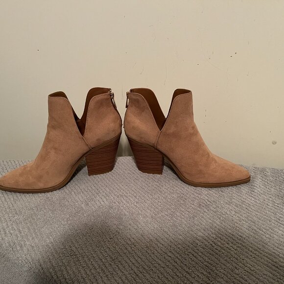 Ankle Boots - Picture 3 of 5